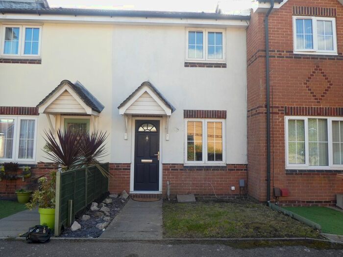 2 Bedroom Terraced House To Rent In Heyford Way, Hatfield, AL10