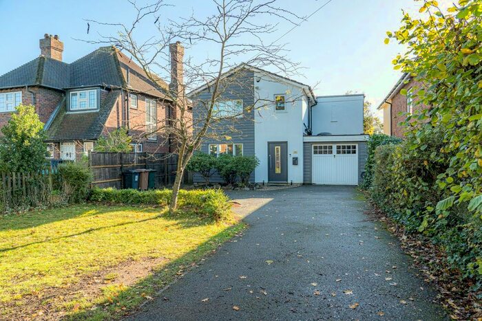 4 Bedroom Detached House For Sale In Sandyhurst Lane, Ashford, TN25
