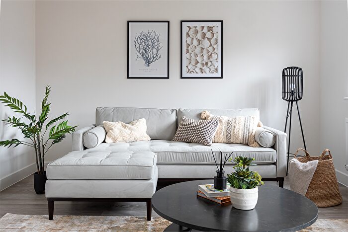 2 Bedroom Coach House To Rent In Leaf Living At Whiteley Meadows, Curbridge Way, SO30