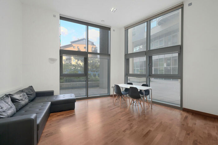 1 Bedroom Apartment To Rent In Bridges Wharf, Battersea, SW11