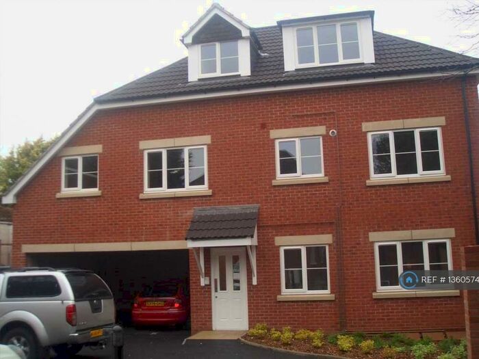 1 Bedroom Flat To Rent In Cromwell Road, Bournemouth, BH5