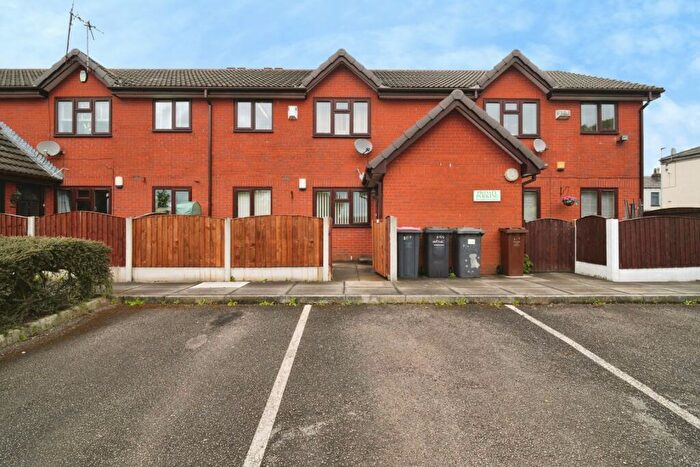 2 Bedroom Flat For Sale In Manchester Road, Worsley, Manchester, Greater Manchester, M28