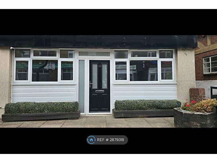 2 Bedroom Flat To Rent In Newington, Sittingbourne, ME9