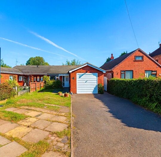 2 Bedroom Semi-Detached Bungalow For Sale In Goodes Lane, Leicester, LE7