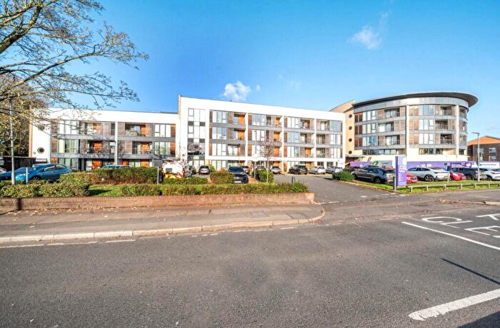 1 Bedroom Apartment For Sale In Church Street, Dunstable, Bedfordshire, LU5