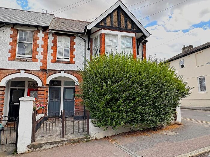 1 Bedroom Flat For Sale In Windmill Street, Gravesend, DA12
