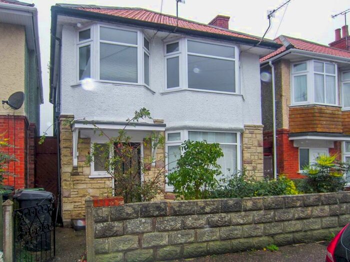 1 Bedroom Flat To Rent In Muscliffe Road, Winton, Bournemouth, BH9