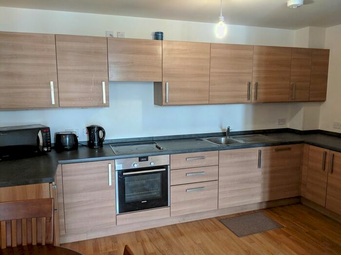 2 Bedroom Flat To Rent In Empire Way, Wembley, HA9