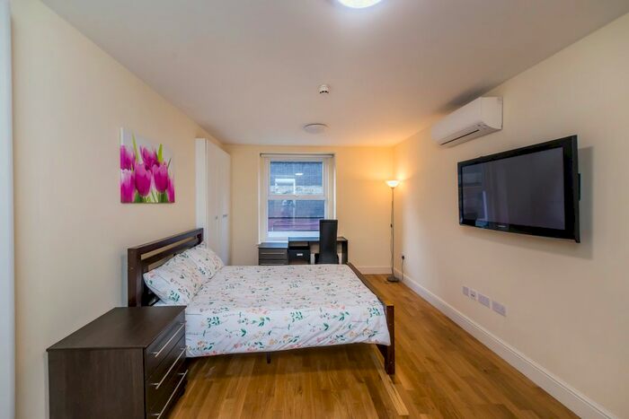 1 Bedroom Flat To Rent In Cromwell Road, London, SW7