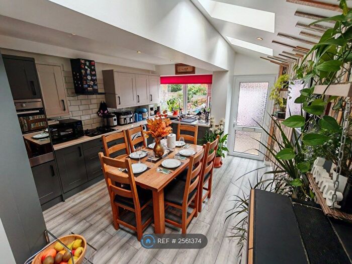 3 Bedroom Terraced House To Rent In Wardrew Road, Exeter, EX4