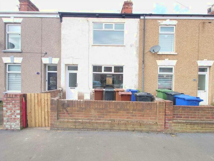 3 Bedroom Terraced House To Rent In Willingham Street, Grimsby, DN32