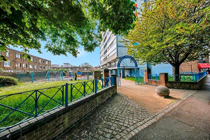 3 Bedroom Flat For Sale In Abbey Lane, London, E15
