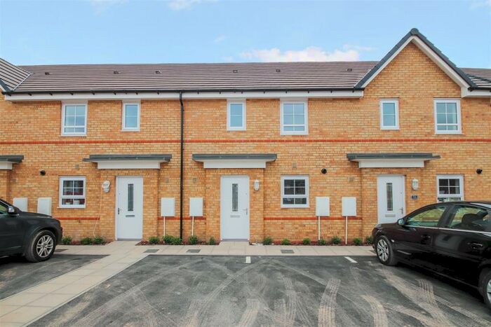 3 Bedroom Town House To Rent In Henry Dunn Avenue, Hanley, Stoke-On-Trent, ST1