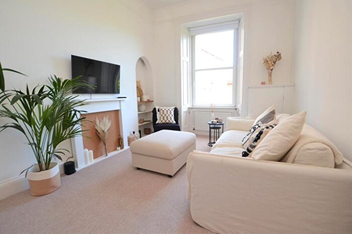 1 Bedroom Flat To Rent In Rodney Street, Canonmills, Edinburgh, EH7