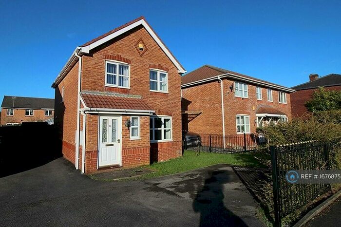 3 Bedroom Detached House To Rent In Croftwood Terrace, Blackburn, BB2