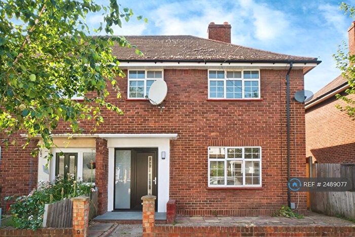 3 Bedroom Semi-Detached House To Rent In Ashville Road, London, E11
