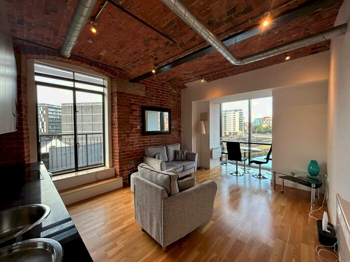 2 Bedroom Apartment To Rent In Roberts Wharf City Centre, LS9