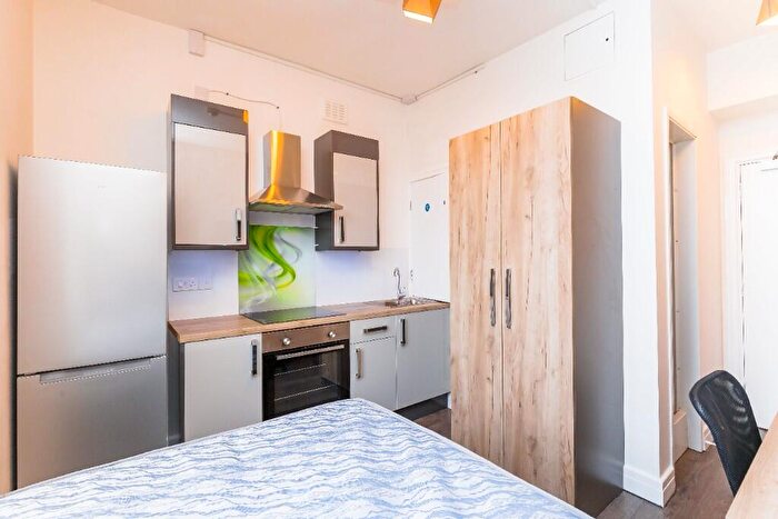 Studio To Rent In Leazes Terrace, Newcastle Upon Tyne, NE1