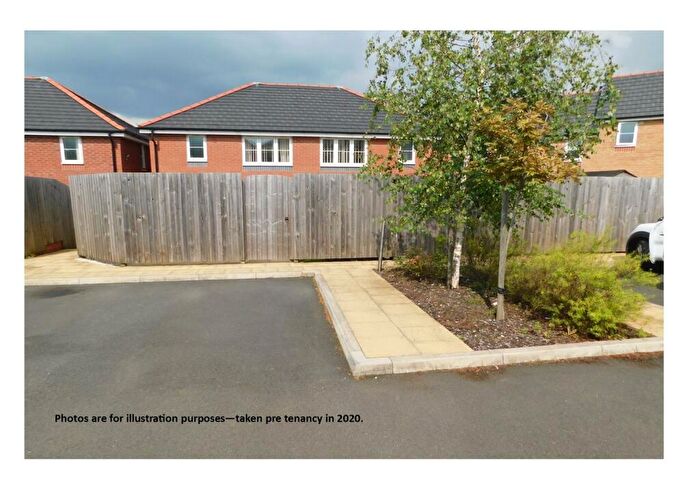 2 Bedroom Semi-Detached House For Sale In Pottery Road, Oldbury, B68