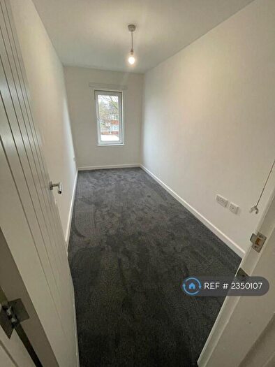 4 Bedroom Semi-Detached House To Rent In Mill Street, Crewe, CW2