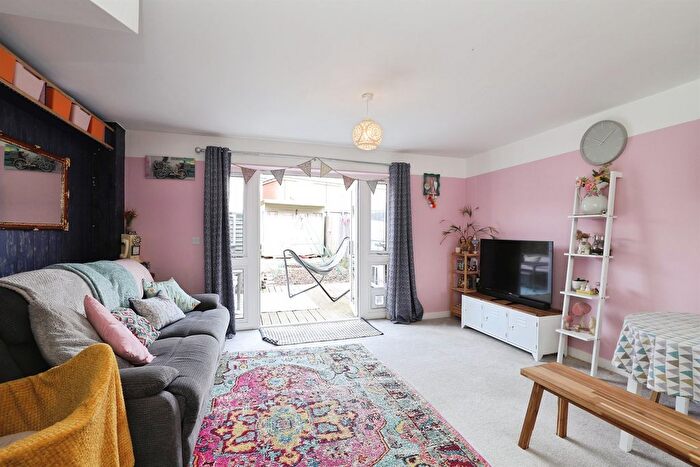 2 Bedroom Terraced House For Sale In Honeysuckle Way, Raunds, Wellingborough, NN9