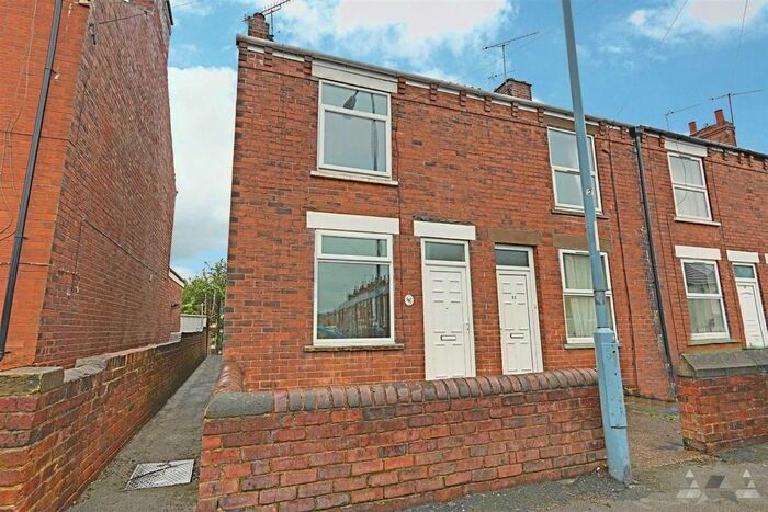2 Bedroom End Of Terrace House For Sale In Baden Powell Road, Chesterfield, Derbyshire, S40