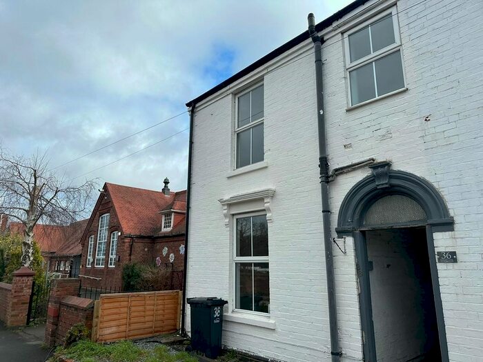 2 Bedroom Terraced House To Rent In Colley Lane, Halesowen, B63