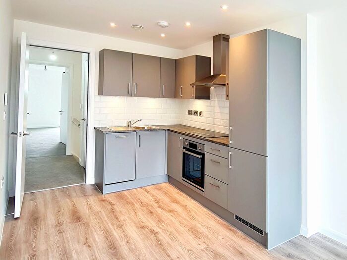 2 Bedroom Flat To Rent In , B12