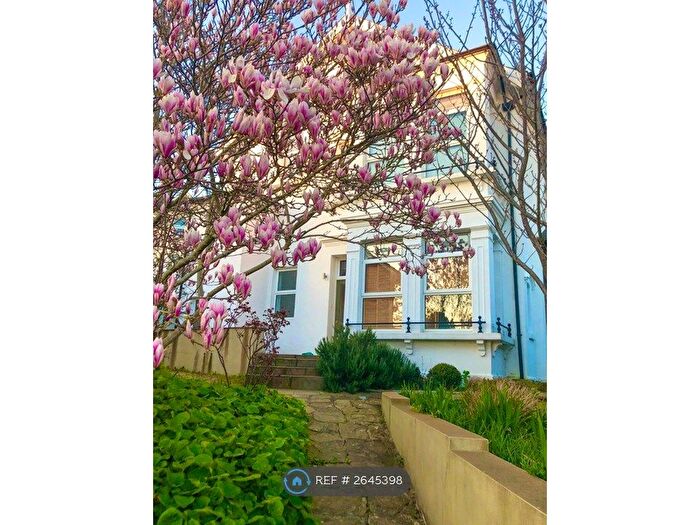 5 Bedroom Detached House To Rent In Quarry Road, Hastings, TN34