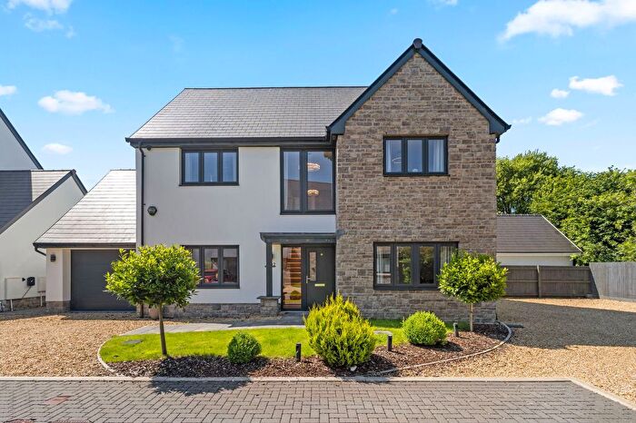 4 Bedroom Detached House For Sale In Beaumont Grove, Upper Killay, Swansea, SA2