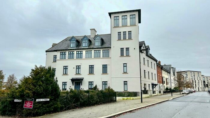 4 Bedroom House To Rent In High Street, Upton, NN5