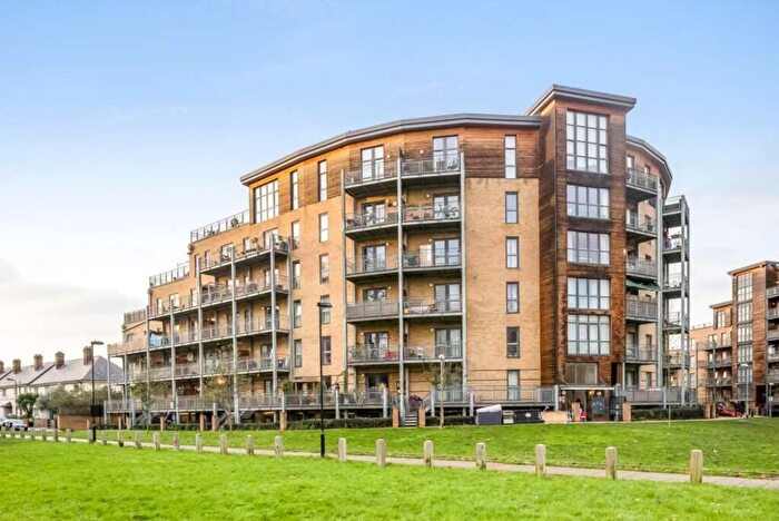 1 Bedroom Apartment To Rent In Harry Zeital Way, Limehouse Lodge Harry Zeital Way, E5