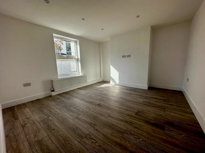 1 Bedroom Property To Rent In Albion Road, Gravesend, Kent, DA12