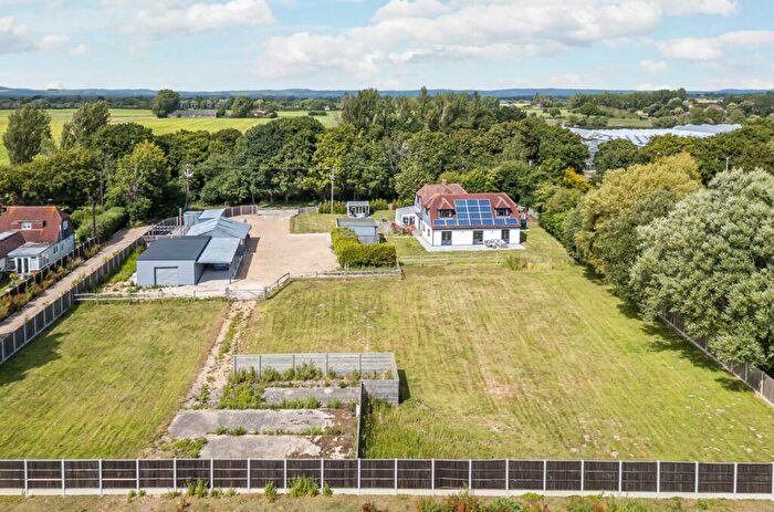 5 Bedroom Detached House For Sale In First Avenue, Batchmere, PO20