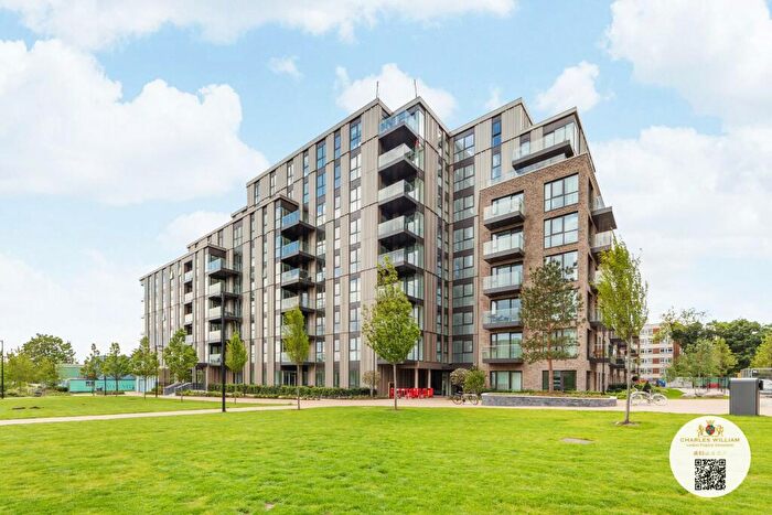 2 Bedroom Apartment To Rent In Hartingtons Court, Coster Avenue, London, N4