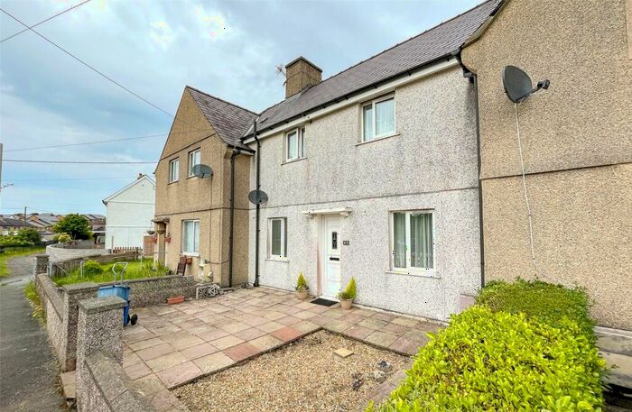 3 Bedroom Terraced House For Sale In Dol Beuno, Bontnewydd, Caernarfon, Gwynedd, LL55