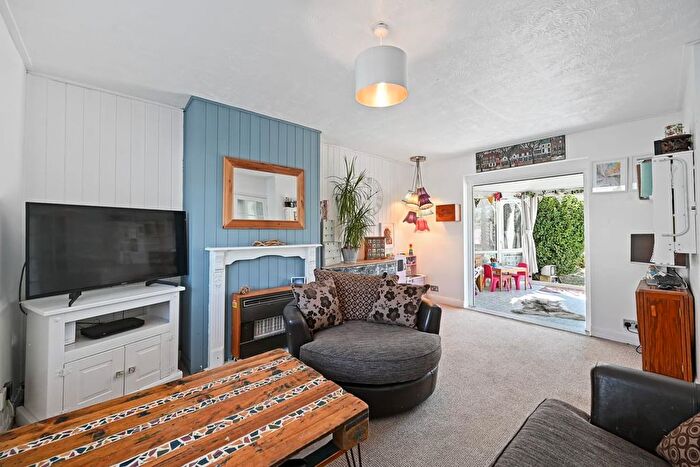 3 Bedroom Terraced House For Sale In Holmcroft Way, Bromley, BR2