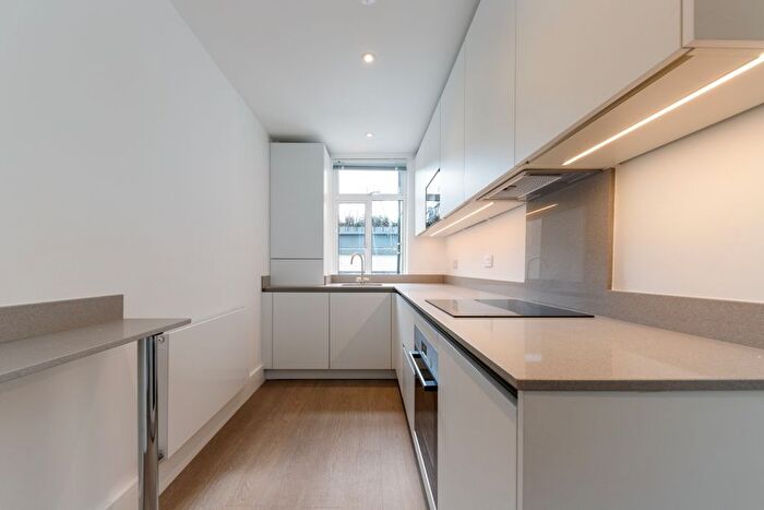 1 Bedroom Flat To Rent In Kings Road, London, SW3