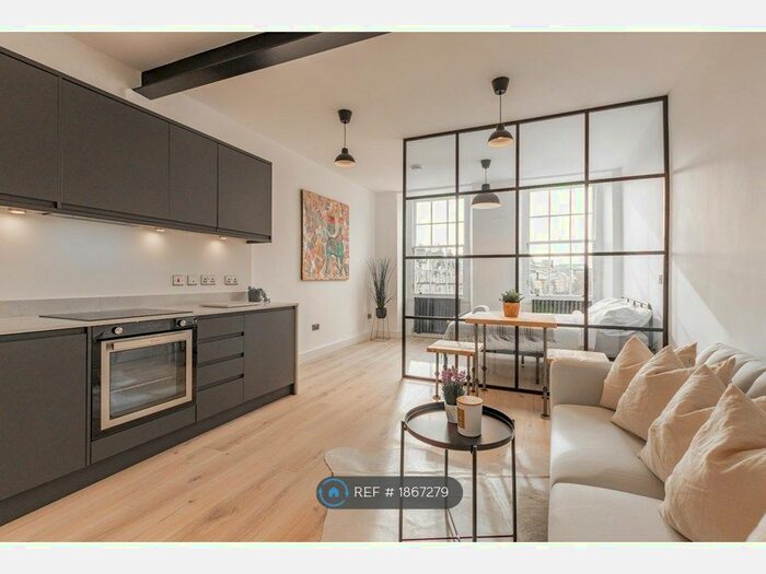1 Bedroom Flat To Rent In West Bow, Edinburgh, EH1