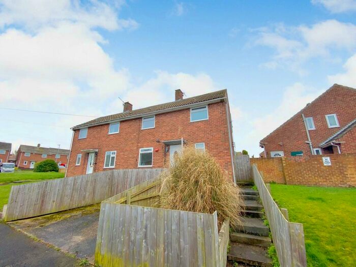 2 Bedroom Semi-Detached House To Rent In Neill Drive, Sunniside, Newcastle Upon Tyne, Tyne And Wear, NE16