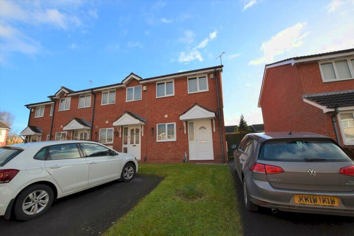 2 Bedroom End Of Terrace House To Rent In Heron Drive, Lenton, Nottingham, NG7