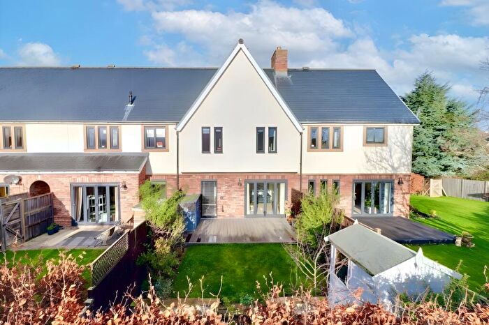 3 Bedroom Terraced House For Sale In Mellor Close, Otley, LS21