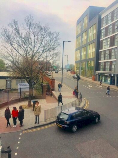 2 Bedroom Flat To Rent In High Street, Plaistow, E13