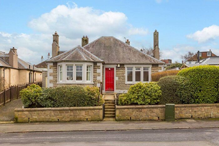 3 Bedroom Detached Bungalow For Sale In Craigleith Drive, Ravelston, Edinburgh, EH4