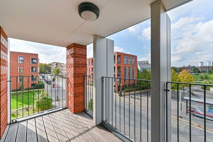 1 Bedroom Flat For Sale In Akerman Road, Camberwell, London, SW9