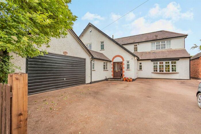 4 Bedroom Detached House For Sale In Back Lane, Leire, Leicestershire, LE17