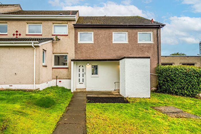 3 Bedroom Semi-Detached House For Sale In Dicks Park, East Kilbride, G75