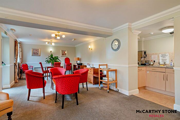 1 Bedroom Apartment For Sale In Fussells Court, Station Road, Worle, Weston-Super-Mare, BS22