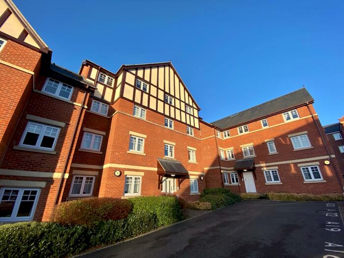 2 Bedroom Apartment To Rent In Durham House/ West End - Darlington, DL3