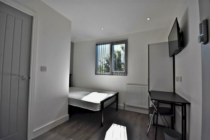 1 Bedroom Terraced House To Rent In Richmond Street, Coventry, CV2